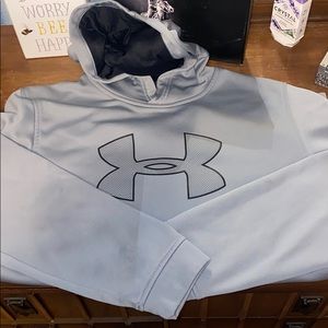 Men’s large Under Armour Hoodie